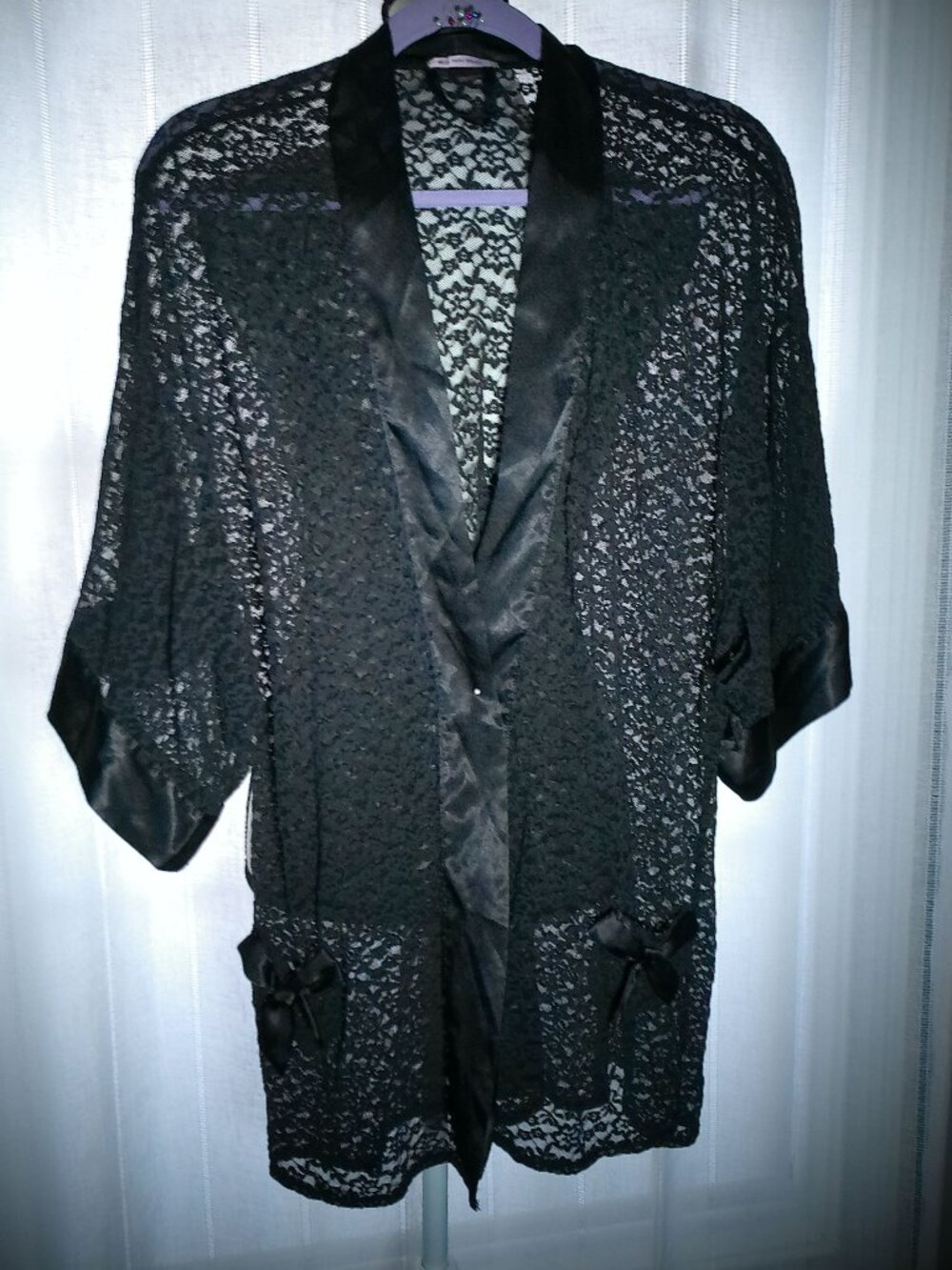 SEXY LITTLE THINGS Black Lace Mini Robe W/Satin Trim Without Belt S/M